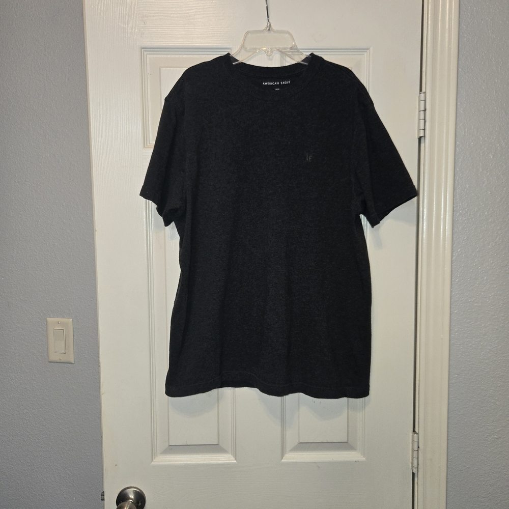 American Eagle Outfitters Dark Gray Short Sleeve Tee